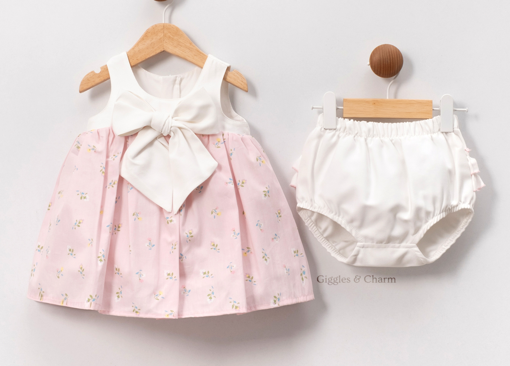 Floral print dress with bottoms - Image 2