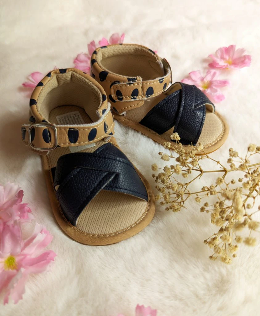 Brown dotted Pre-walker Sandals