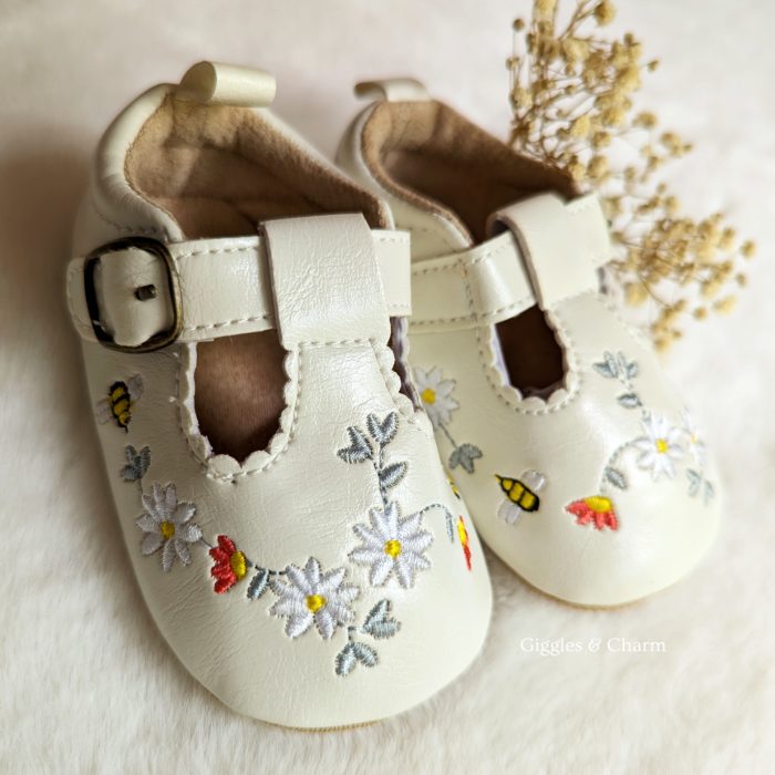 Floral Embroidered shoes