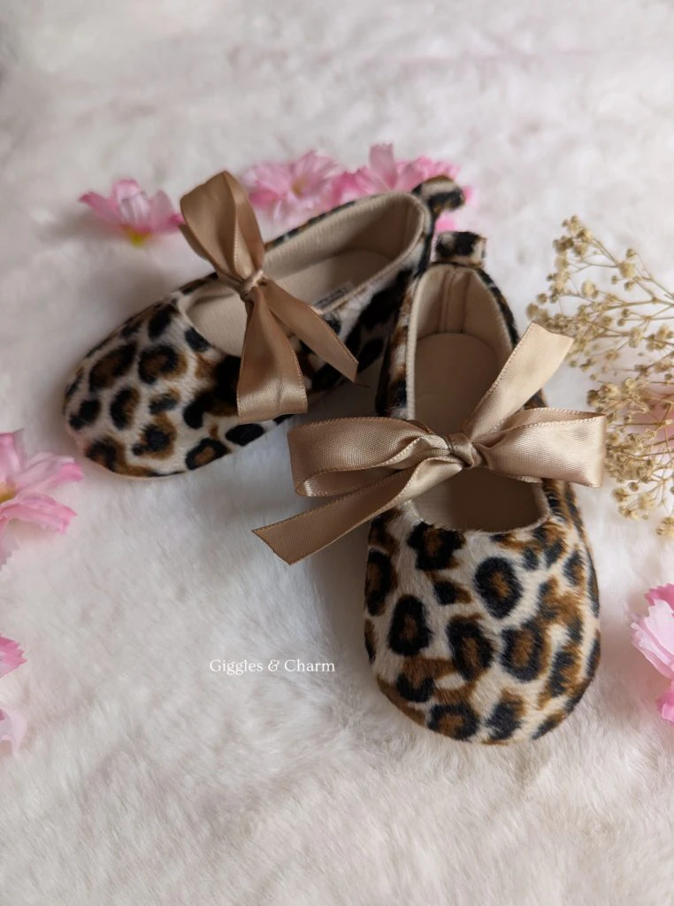 Fuzzy Leopard shoes