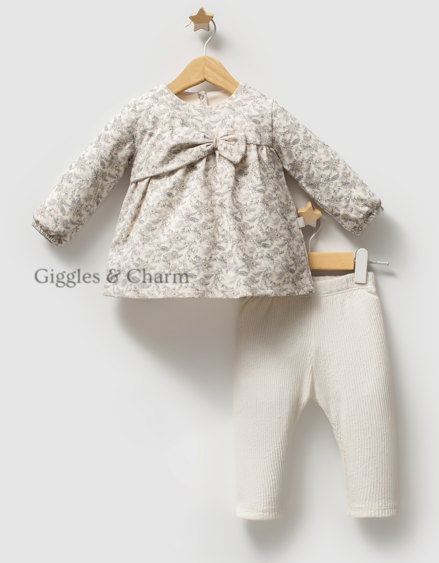 Flowy Knit blouse with pants