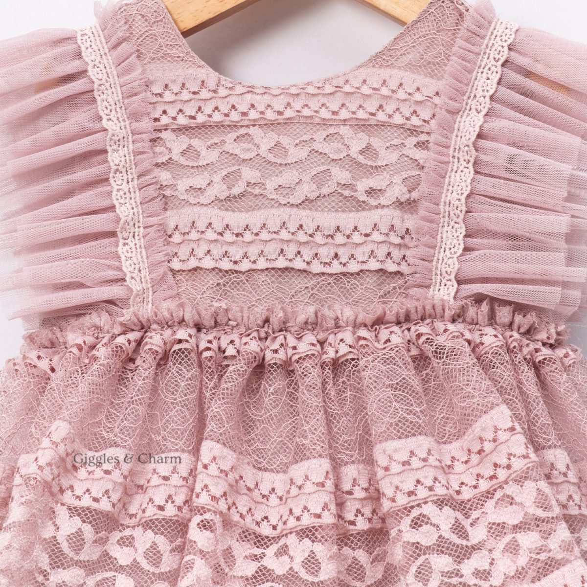 Feathered lace onesie - Image 3