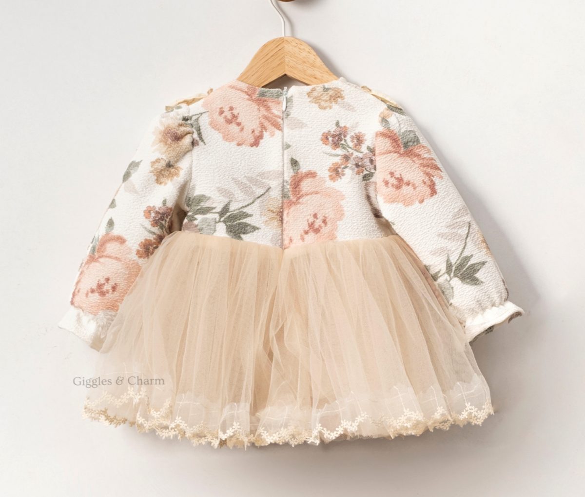 Lace tulle layered dress - Image 2