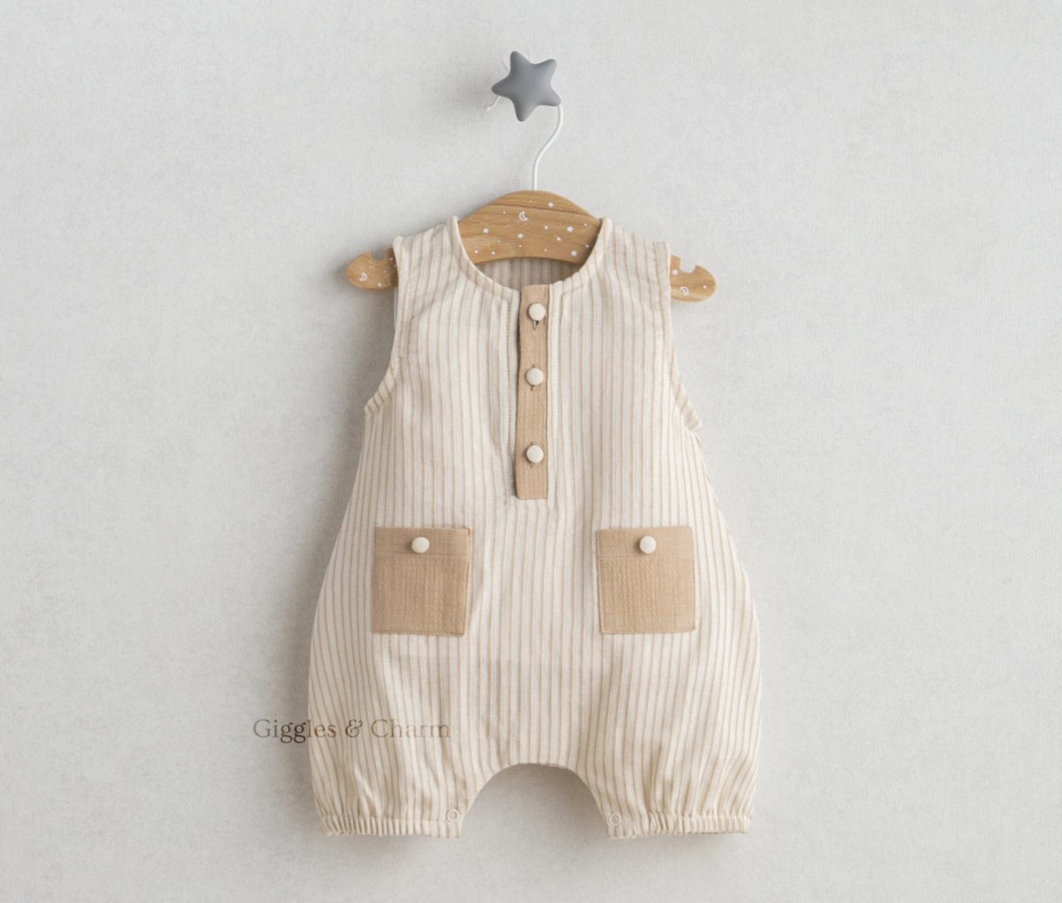 Romper with pockets
