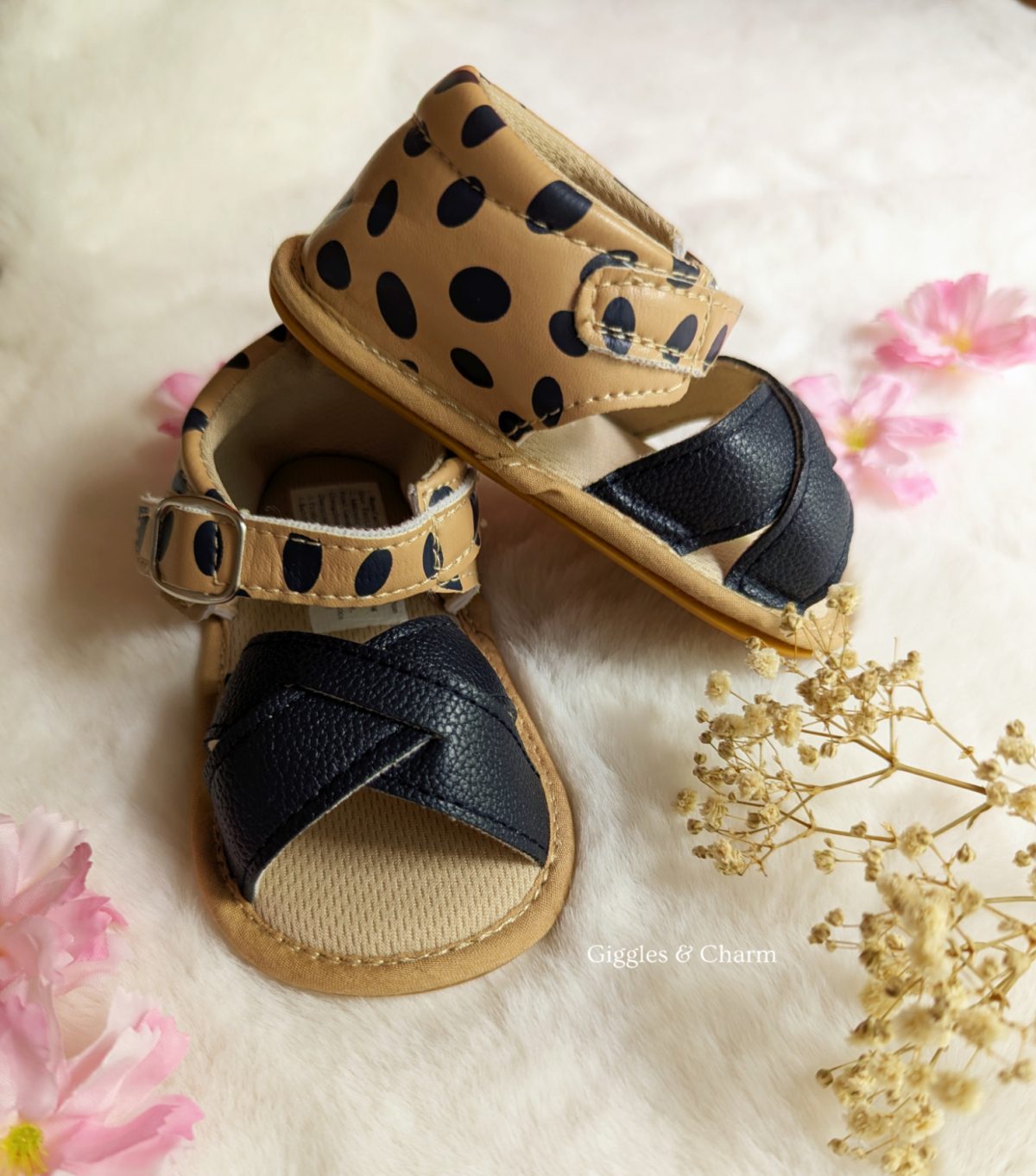 Brown dotted Pre-walker Sandals
