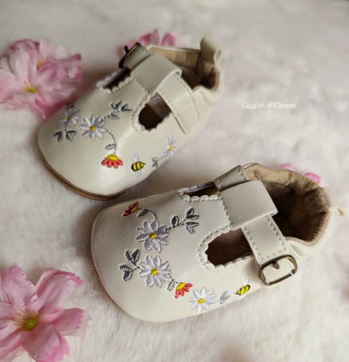 Floral Embroidered shoes - Image 2